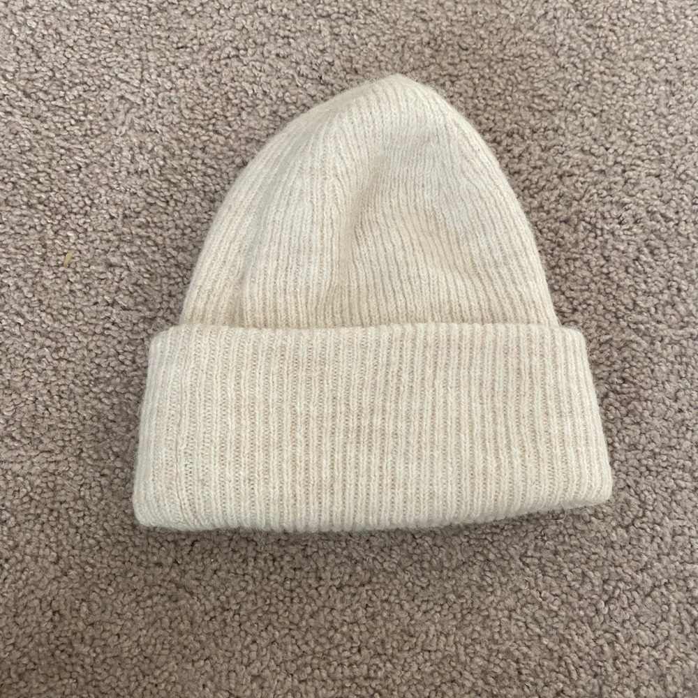 Zara Alpaca-blend beanie